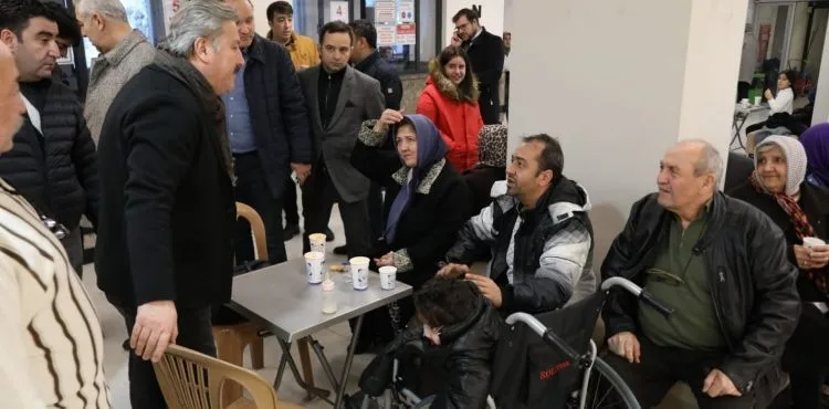 EVLERİNE GİREMEYEN VATANDAŞLAR MELİKGAZİ BELEDİYESİ’NİN TESİSLERİNDE MİSAFİR EDİLİYOR