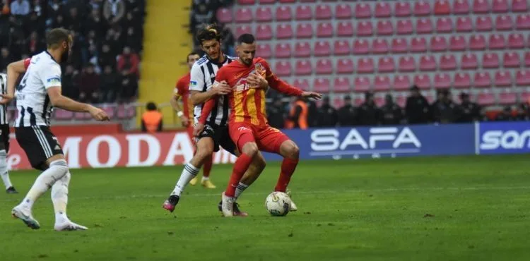 Kayserispor ile sözleşmesini fesh eden Onur Bulut Beşiktaş’ta