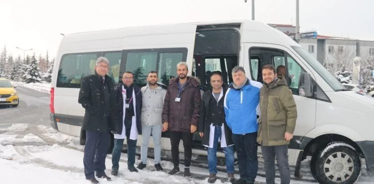 ERÜ’den 6 Kişilik Sağlık Ekibi Deprem Bölgesine Yola Çıktı