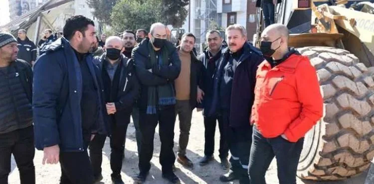 BAŞKAN PALANCIOĞLU VE KAYSERİ EKİBİ TEKNİK ÇALIŞMALAR VE DESTEKLER İÇİN KAHRAMANMARAŞ'TA