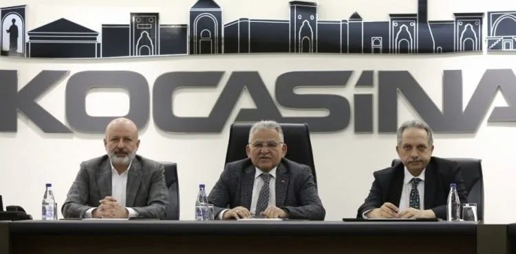 BAŞKAN ÇOLAKBAYRAKDAR; “ÇÖZÜM MERKEZİ, 7/24 SAAT ÇALIŞARAK, YARALARI SARIYOR”