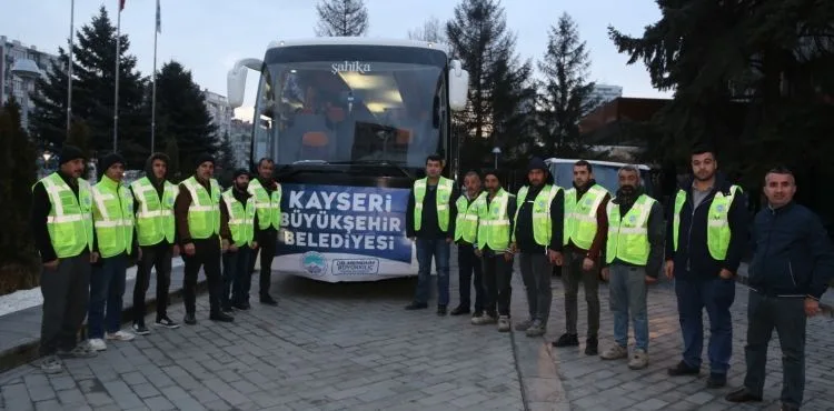 Konteyner çarşı için 14 kişilik ekip bölgeye sevk edildi