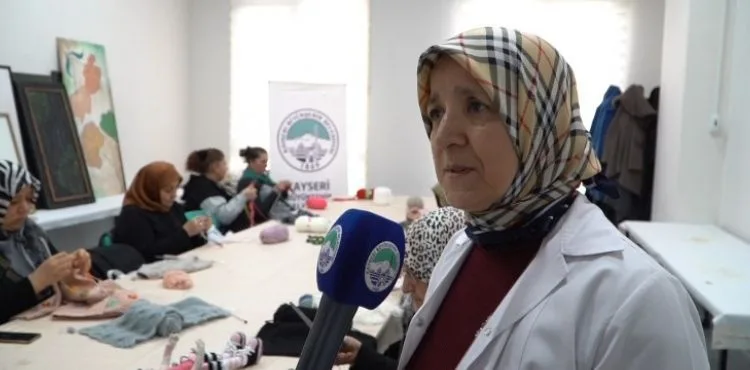 KAYSERİ BÜYÜKŞEHİR ‘İYİLİK’ ÖRÜYOR, DEPREMZEDELER ISINIYOR