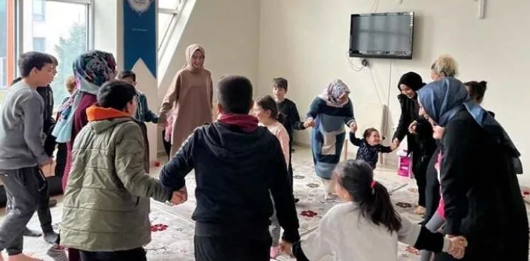 BÜYÜKŞEHİR’DEN DEPREMZEDE ÇOCUKLARA PSİKOLOJİK DESTEK