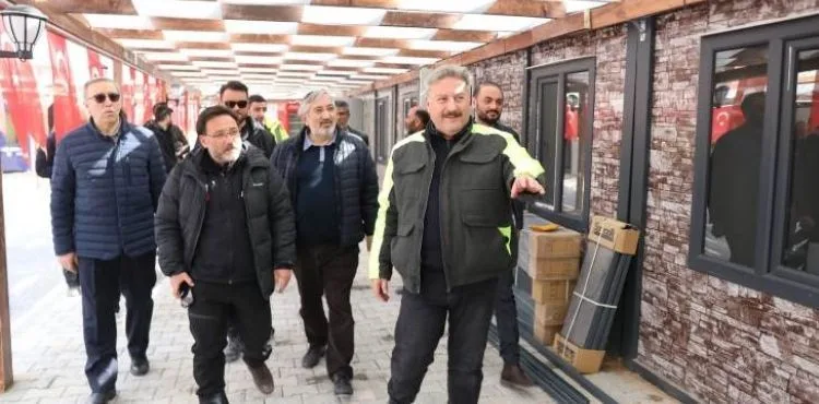 REKOR SÜREDE YAPILAN MELİKGAZİ KONTEYNER ÇARSI’YA ZİYARETLER DEVAM EDİYOR
