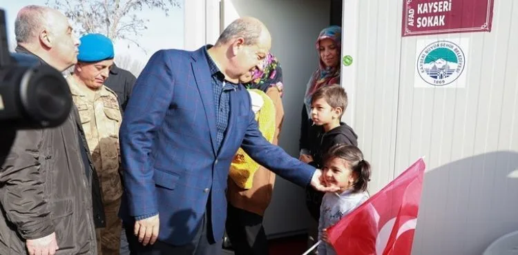 BÜYÜKŞEHİR’İN KAYSERİ MAHALLESİ ETKİNLİĞİ’NE CUMHURBAŞKANI TATAR KATILDI
