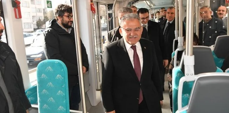 BÜYÜKKILIÇ: “YENİ TRAMVAY HATTI İLE YOLCU KAPASİTESİ 259 BİN 600’E ÇIKTI”