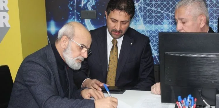 AK Parti Milletvekilliği aday adaylığı için ilk başvuru alındı