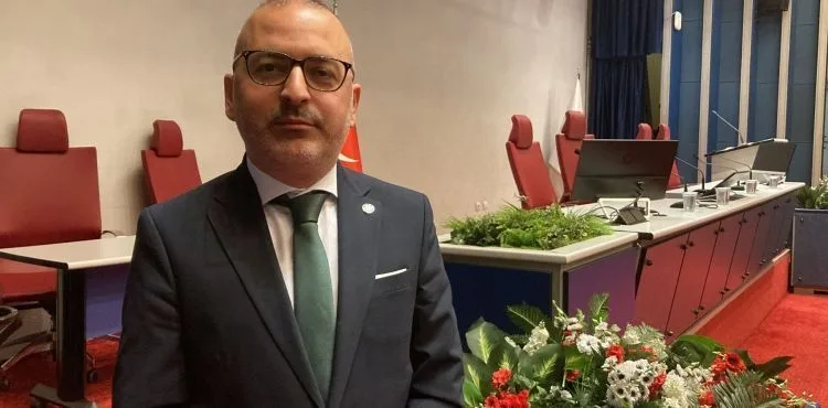 İYİ Parti’li Özhan: “Gönüllülük esaslı çalışan dernek ve vakıflara kamu imkanlarını sunmalıyız”