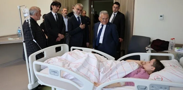BÜYÜKKILIÇ VE YILDIZ’DAN DEPREMZEDELERE ZİYARET