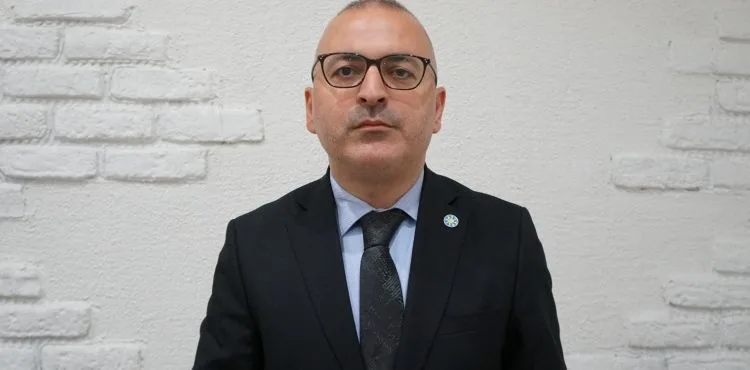 İYİ Partili Özhan: “Akmescit Mahallesine hak ettiği hizmet verilmelidir”