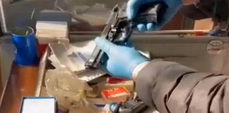 KOM’dan şafak operasyonu: 3 gözaltı
