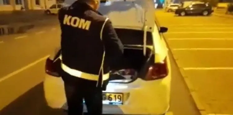 Telefon kaçakçısı gözaltına alındı