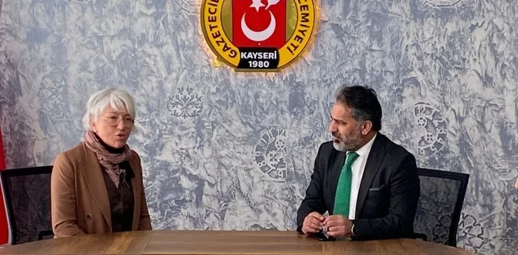 KARAOĞLU’NDAN KAYSERİ GAZETECİLER CEMİYETİ’NE ZİYARET