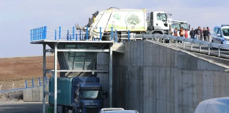 BÜYÜKŞEHİR, DAHA TEMİZ KAYSERİ İÇİN “SIFIR ATIK” ÇALIŞMALARI İLE DİKKAT ÇEKİYOR
