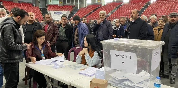Kayseri’de İYİ Parti temayül yoklaması başladı