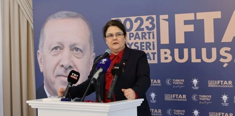 Bakan Yanık: “Camilerde ‘Allah-u Ekber’ duyuluyorsa bu siyasetin gücü sayesinde olmuştur”
