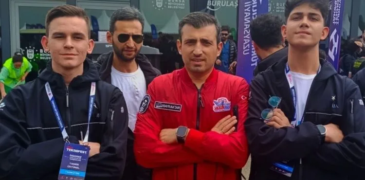 Bayraktar’dan Kayserili öğrencilere ziyaret