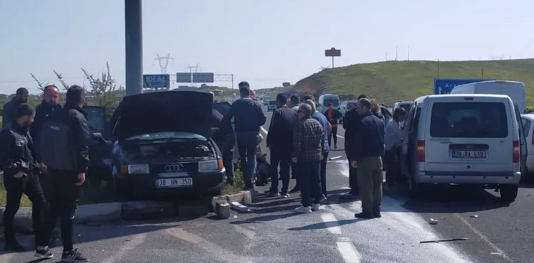 Kayseri - Sivas karayolunda trafik kazası: 5 yaralı