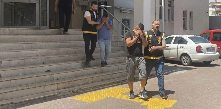 Çalınan otomobil 110 saatlik görüntü izlenerek Adana'da bulundu