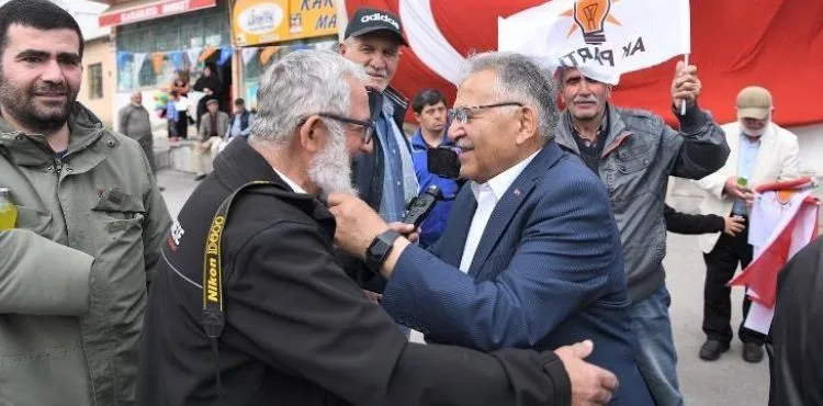 BAŞKAN BÜYÜKKILIÇ’A BÜYÜKTUZHİSAR VE KARAKAYA’DA COŞKULU KARŞILAMA