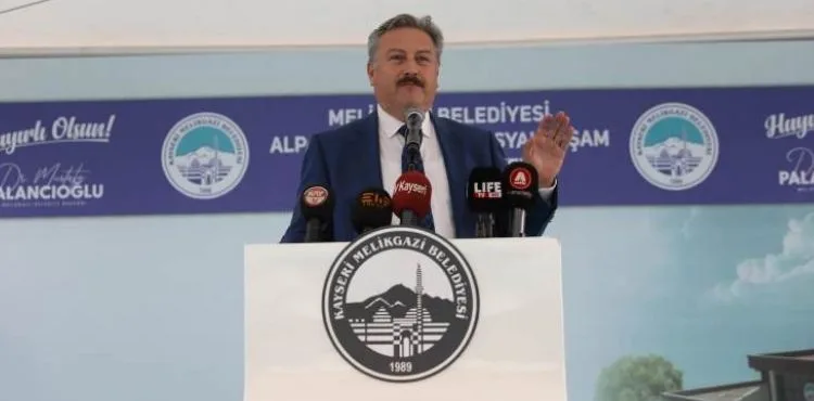 MELİKGAZİ ‘DE ALPARSLAN TÜRKEŞ SOSYAL YAŞAM VE KÜLTÜR MERKEZİ’NİN TANITIMI YAPILDI