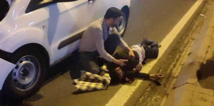 Ticari aracın çarptığı 2 kişi yaşamını yitirdi