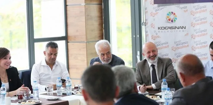 BAŞKAN ÇOLAKBAYRAKDAR; “KOCASİNAN’DA YAŞAMAK AYRICALIKLIDIR’ DEDİRTENE KADAR ÇALIŞACAĞIZ”
