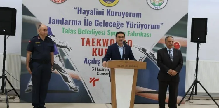 "Hayalini Kuruyorum, Jandarma ile Geleceğe Yürüyorum" projesi hayata geçiriliyor