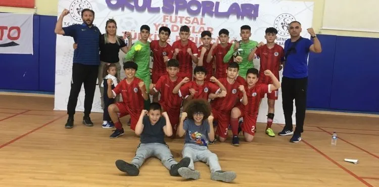 S.G.Özsan Ortaokulu yarın Türkiye Birinciliği için final mücadelesi verecek