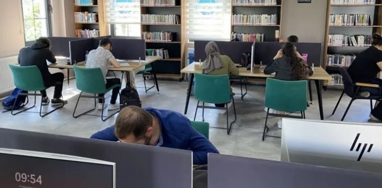 AKIL KÜPÜ KÜTÜPHANELERİNDE TYT VE AYT DENEMESİ YAPILDI