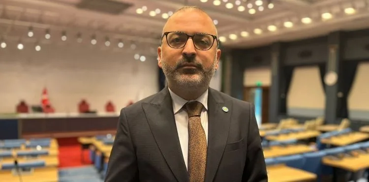 İYİ Partili Özhan: “Şehir alt yapıları aşırı yağışlara hazır olmalı, taşkın zararını KASKİ karşılamalı”