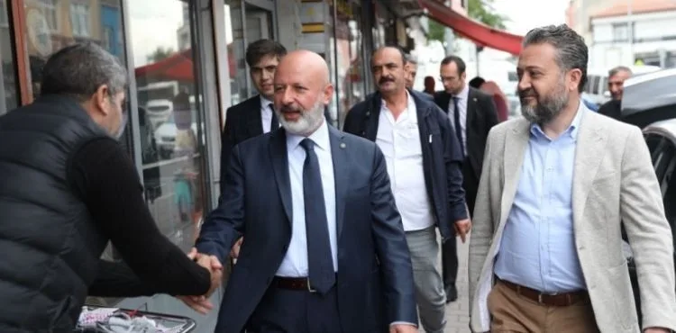 BAŞKAN ÇOLAKBAYRAKDAR; “ARGINCIK’IN 50 YILLIK SORUNUNU ÇÖZMEK İÇİN CANLA BAŞLA ÇALIŞIYORUZ”