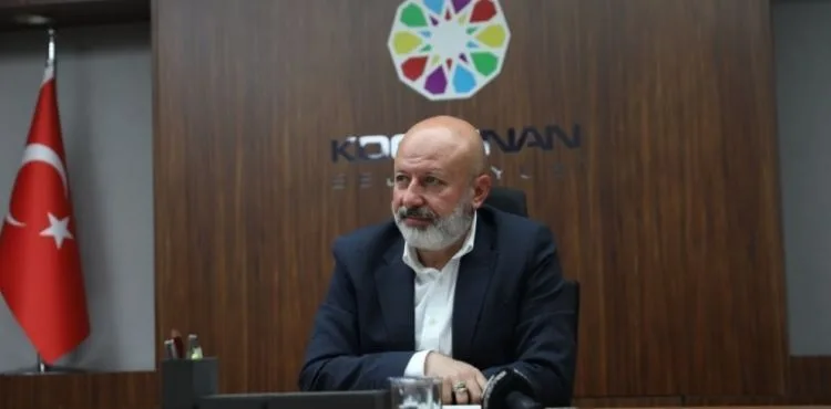 BAŞKAN ÇOLAKBAYRAKDAR; “ÇÖZÜM MERKEZİ, VATANDAŞ İLE BELEDİYE BAŞKANI ARASINDA BİR İLETİŞİM KANALIDIR”