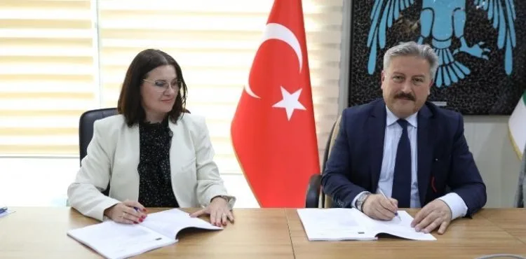 MELİKGAZİ YENİLENEBİLİR ENERJİ KAYNAKLARININ KULLANIMINI ARTIRIYOR