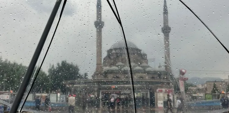 Meteorolojiden Kayseri ve çevre iller için kuvvetli sağanak uyarısı