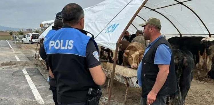 Dolandırıcılık olaylarına karşı kurban pazarında bilgilendirme yapıldı