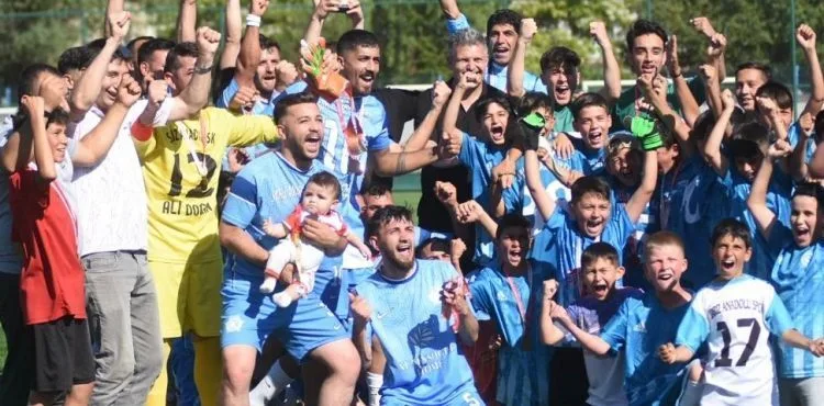 Sarız Anadolu Spor 1’inci Amatör Küme’ye yükseldi