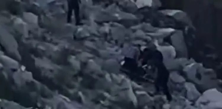Şarampole yuvarlanan araç sürücüsü yaralandı