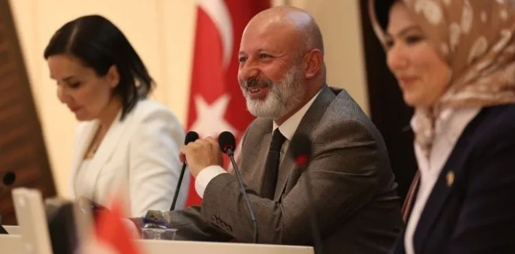 BAŞKAN ÇOLAKBAYRAKDAR’DAN ÇİFTÇİLERE HUBUBAT ELEME VE PAKETLEME TESİSİ MÜJDESİ