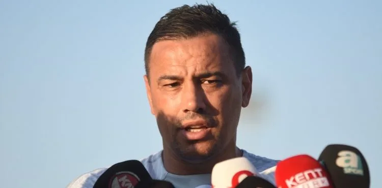 Çağdaş Atan: “Kayserispor'u başarılı hale getirecek grup varsa ben buradayım”