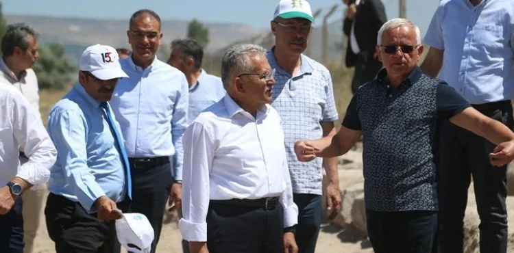 BAŞKAN BÜYÜKKILIÇ, KEYKUBADİYE SARAYI’NDAKİ KAZI ÇALIŞMALARINI İNCELEDİ