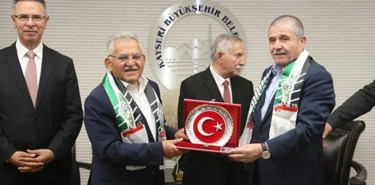 FİLİSTİN BÜYÜKELÇİSİ’NDEN BAŞKAN BÜYÜKKILIÇ’A ZİYARET