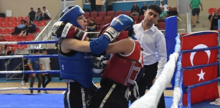 Şehit Enes Bediz Muaythai turnuvası gerçekleştirildi