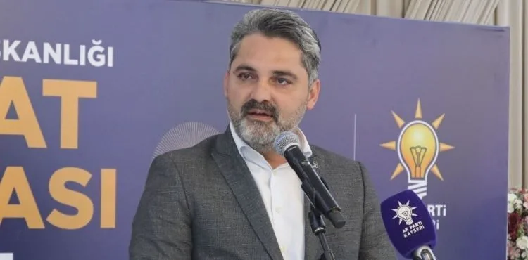 AK Parti Kayseri İl Başkanı Fatih Üzüm mesajında, özveriyle çalışan basın mensuplarının Basın Bayramı'nı kutladı.