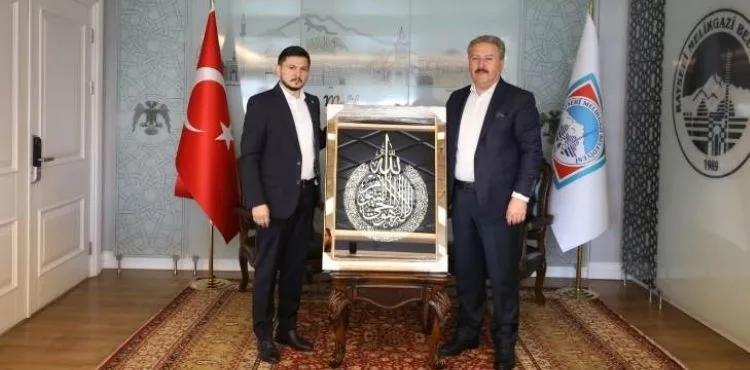 TÜGVA'NIN YENİ YÖNETİMİNDEN BAŞKAN PALANCIOĞLU'NA ZİYARET