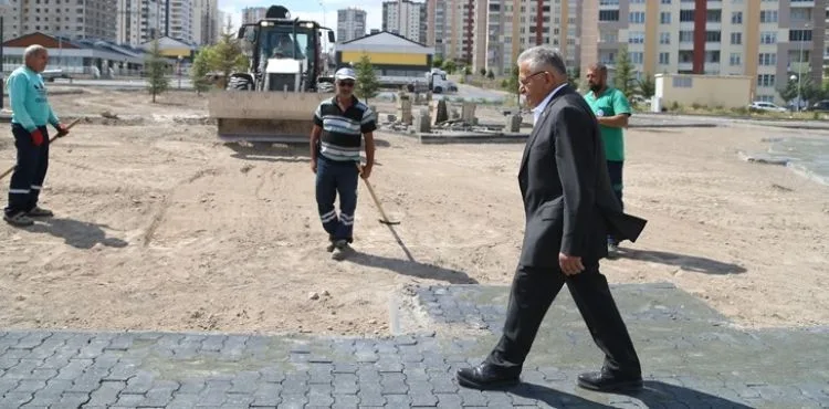 BÜYÜKŞEHİR’DEN YEŞİLYURT PARK ALANI’NDA “DOĞA DOSTU” ÇALIŞMALAR