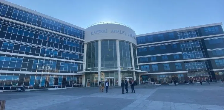 Yengesini baltayla öldüren 77 yaşındaki sanığa 24 yıl hapis
