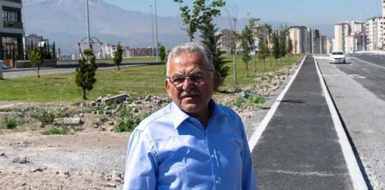 BAŞKAN BÜYÜKKILIÇ’TAN YENİ YAPILAN YOLLARA “BİSİKLET YOLU” VURGUSU