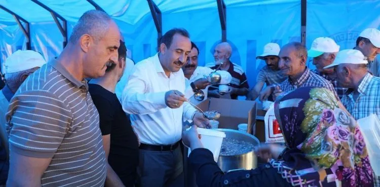 İncesu’da 4 bin kişiye aşure ikram edildi
